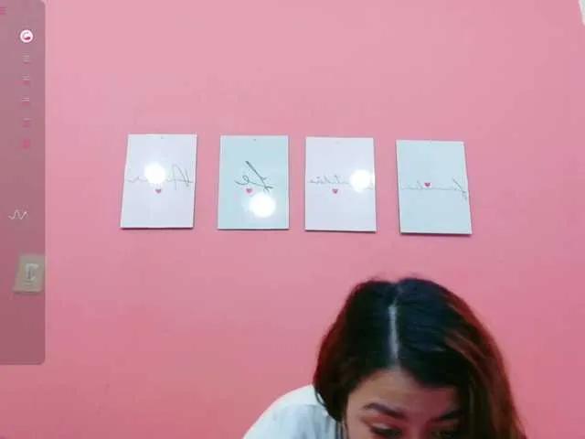 Avatar of Hotcutegirl