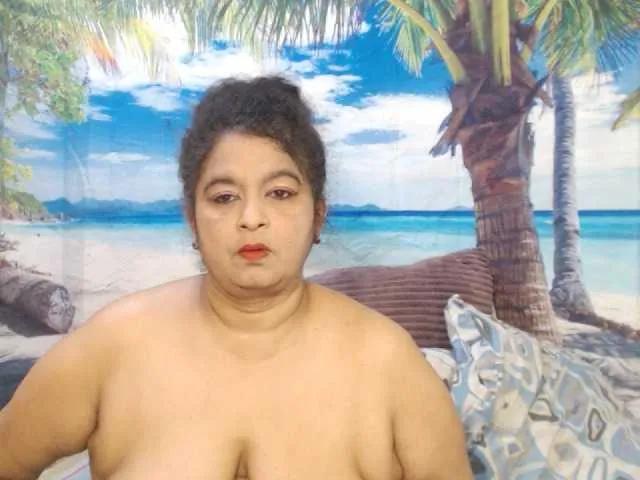 Freechat indianstar75 on BongaCams