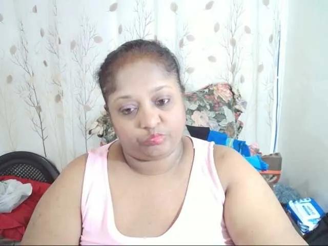 Indiantasha on BongaCams 