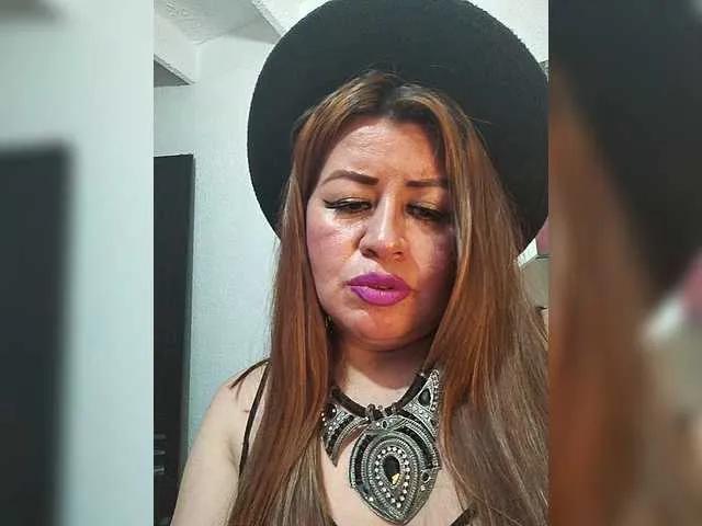 Offline isabellacen on BongaCams