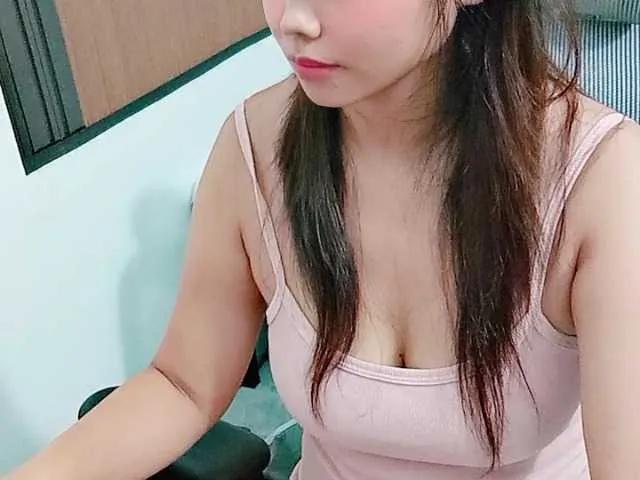 Offline Jasamine on BongaCams