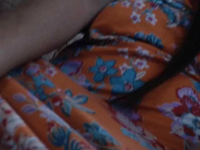 Offline jelyn87 on BongaCams