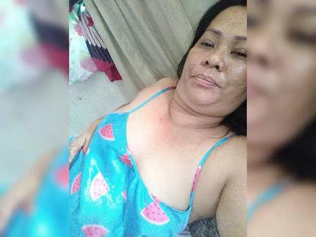 Offline jelyn87 on BongaCams