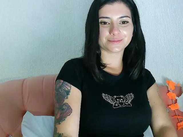 Offline JenellKurtz on BongaCams