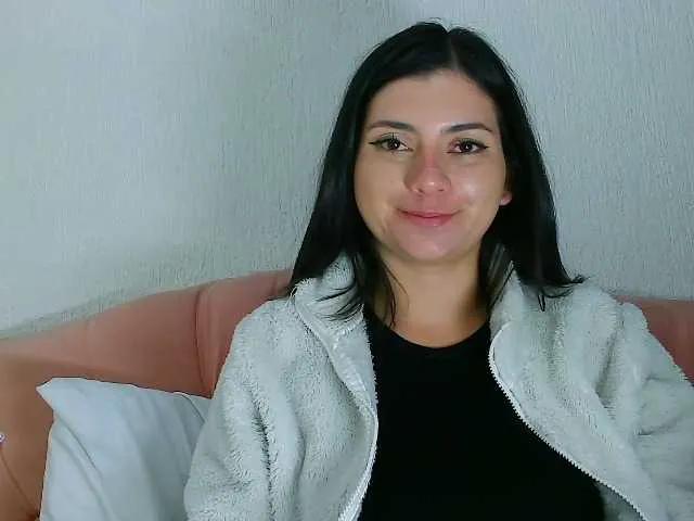 Offline JenellKurtz on BongaCams