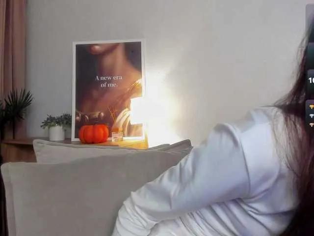 JenifferrStar — I love erotic dances and different teases, but when we stay alone I enjoy toy control and I always in mood to play with my pussy