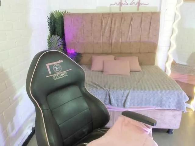 juanita-tay — Freechat on BongaCams