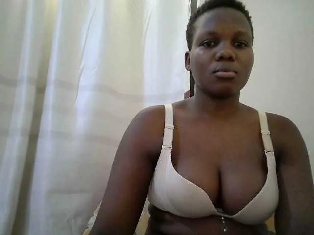 juicy-bella — Freechat on BongaCams