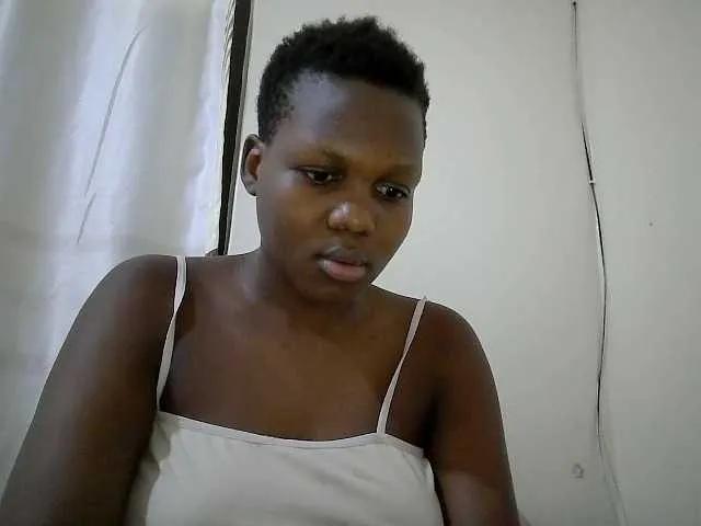 juicy-bella — Freechat on BongaCams