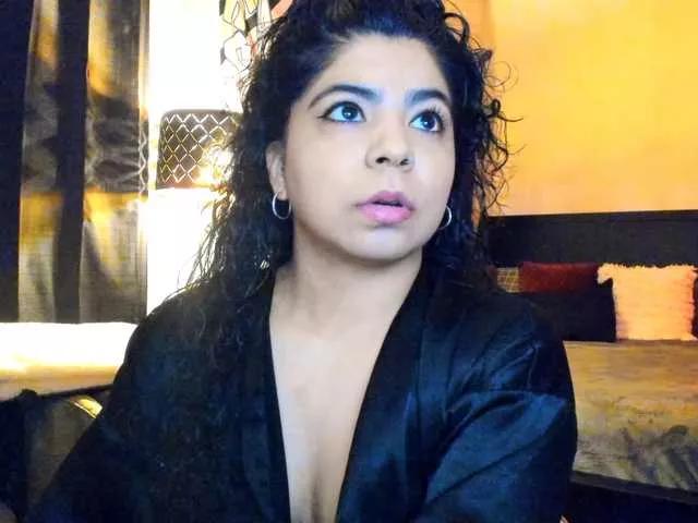Kimmiakiss22 on BongaCams 