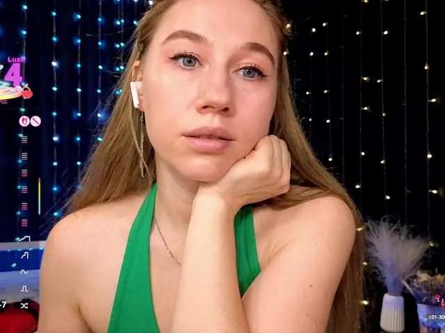 Offline kiska-wansday07 on BongaCams