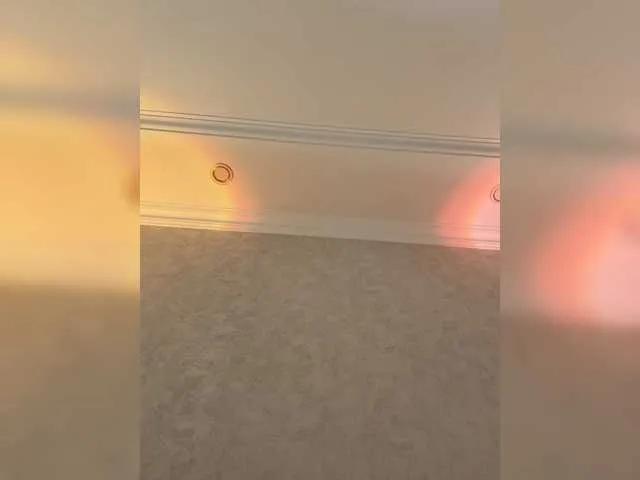 KissMec — sense of humor
* slow touches
* men with imagination
* private, where you can be closer
* when you just... watch