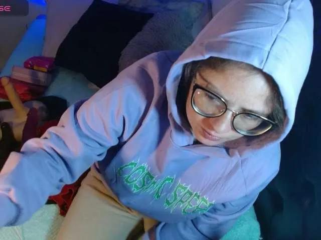 Offline KrystalAdams on BongaCams