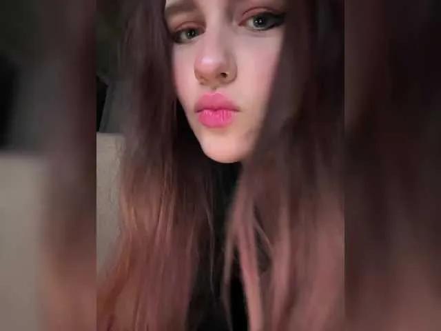 BongaCams L0lly-D0lly is Freechat L0lly-D0lly — It turns me on when my viewer gets immense pleasure from watching my broadcasts, photos and videos.