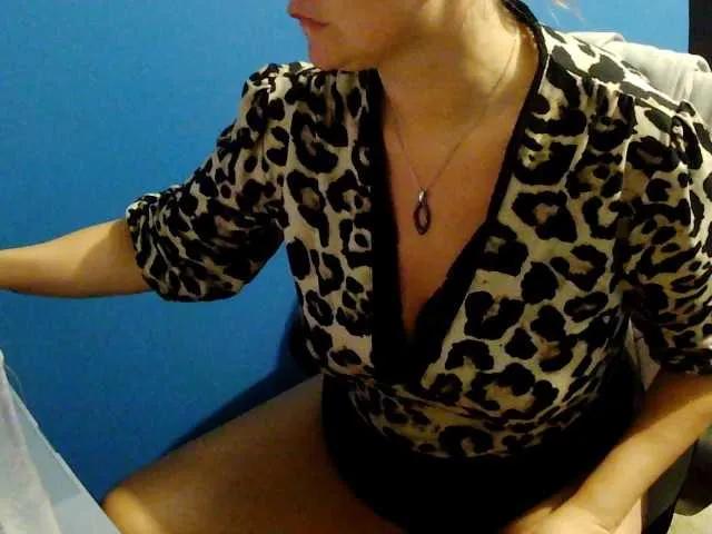 Offline Lady-gloria6969 on BongaCams
