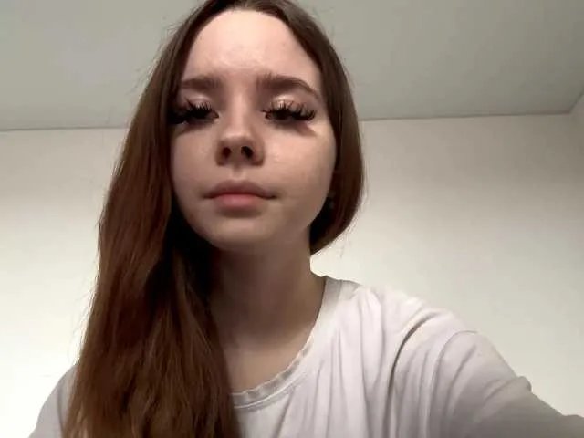 Lil-RO-XO on BongaCams 