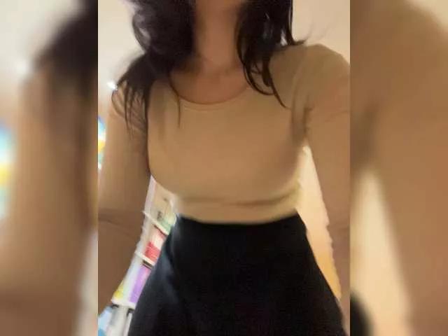 LiLCaTt on BongaCams 