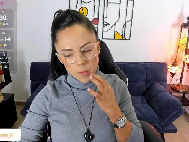 lilyboom1 on BongaCams 