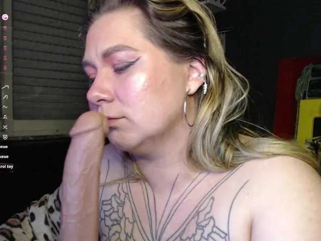 Lilye on BongaCams 