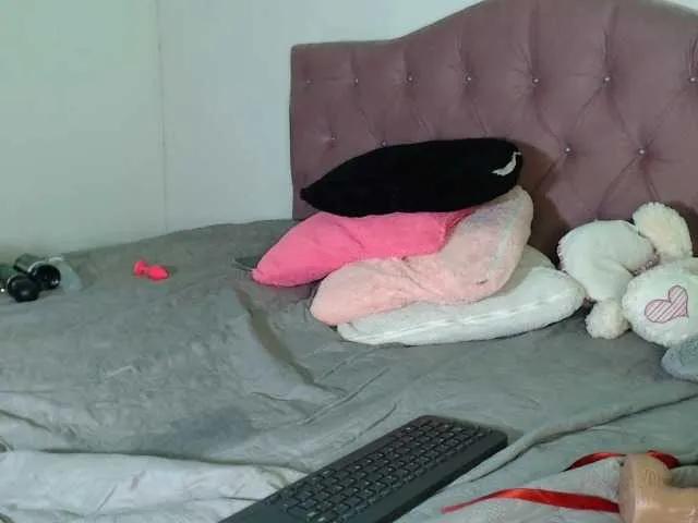 Offline LINDA599 on BongaCams