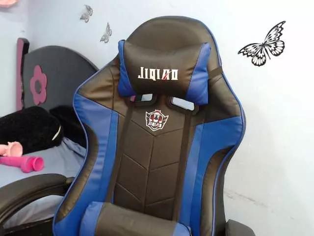 Offline LINDA599 on BongaCams