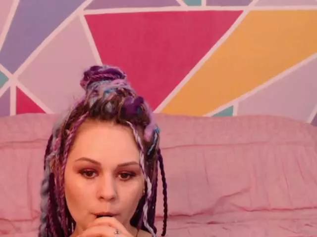 Offline Little-letti on BongaCams