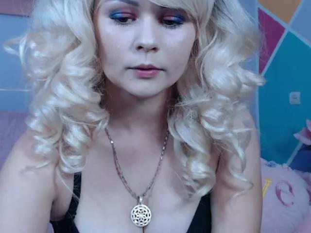 Offline Little-letti on BongaCams