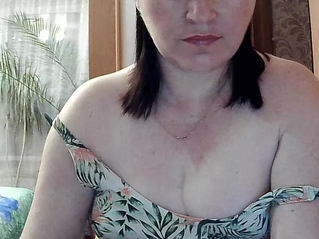 Lola18111 on BongaCams 