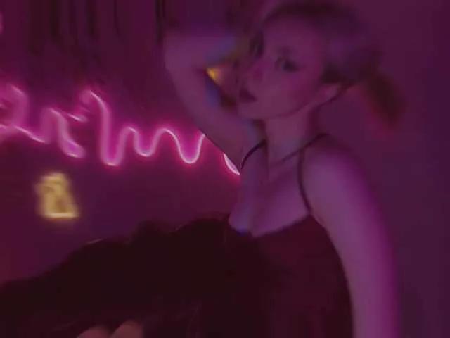 Avatar of LollyGirlMoon