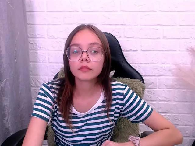 Offline LollyPolly on BongaCams