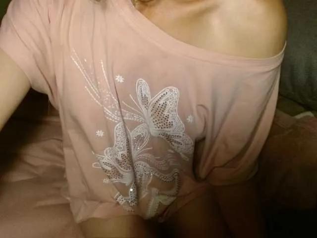 LorraineOSun on BongaCams 