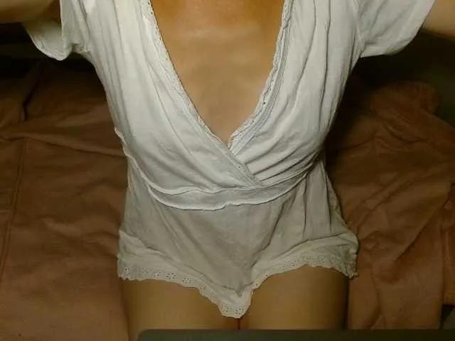 LorraineOSun on BongaCams 