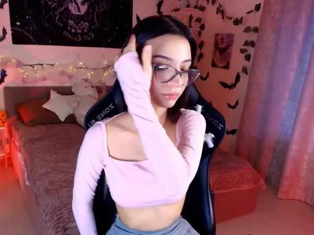 BongaCams LunaraAdams is Freechat LunaraAdams — First of all, your tips excite me, because my toy works and reacts to your tips, plus it's always interesting to talk to a man and understand his views on life.