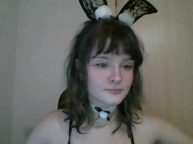 Lunette — Freechat on BongaCams