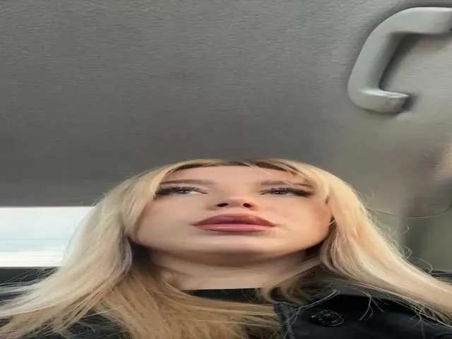 Offline maksisisia on BongaCams
