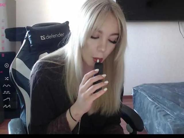 Offline maksisisia on BongaCams