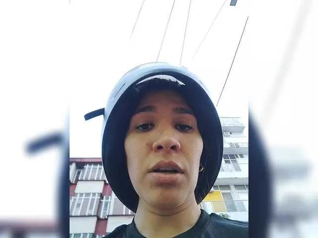 Offline maky-davis on BongaCams