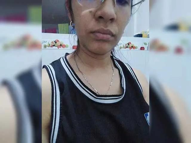 Offline maky-davis on BongaCams