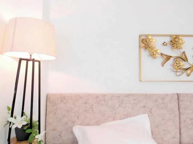 BongaCams malakk is Freechat malakk — I love when the energy turns on little by little... when desire mixes with respect and connection