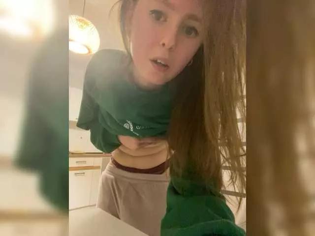 Offline MariaBowman on BongaCams