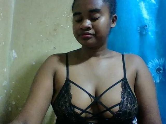 Marie121 — Freechat on BongaCams