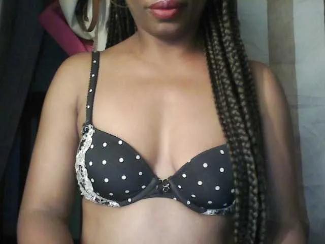 BongaCams MayaQueen  is Freechat  MayaQueen — Freechat on BongaCams