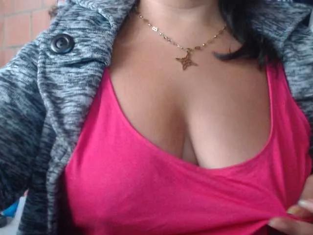 Meganny2023 on BongaCams