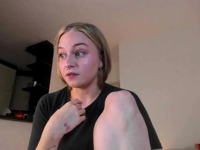 BongaCams MiaMeowa is Freechat MiaMeowa — Flirting and sharing same interests