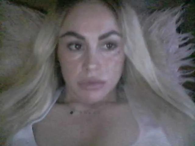 Millisa13 on BongaCams 