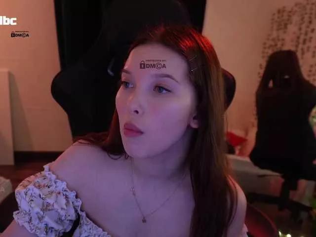 Offline mispopi on BongaCams