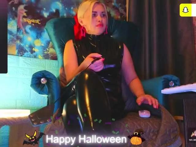 Mistress-Gwen —  Chmor-session;  Public humiliation; Long-term slavery; Personal training;
 Forced licking; Spit, fuck, milk; Tenderness, praise, motivation;
 Foot fetish Leather, latex Selling lingerie; Video to order;
 BDSM private