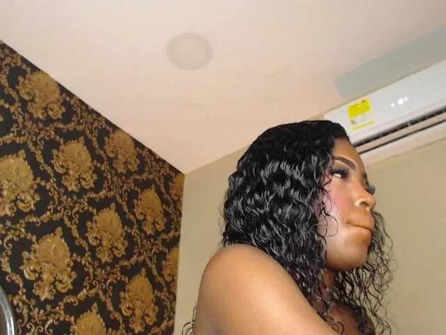 Freechat NaiaGils on BongaCams