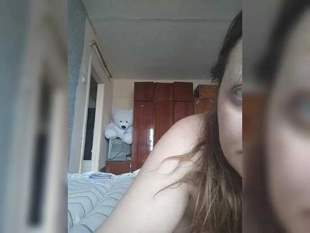 Offline Nastya625 on BongaCams