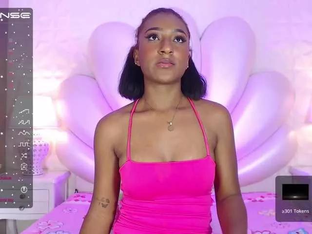 NatashaMiller on BongaCams 